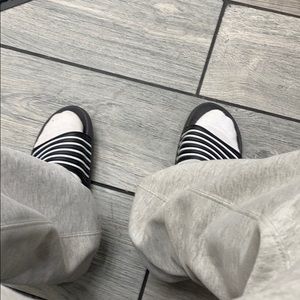 Meet your Posher, Clarence